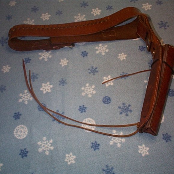 Vintage Viking Leather Holster and belt - Picture 5 of 7